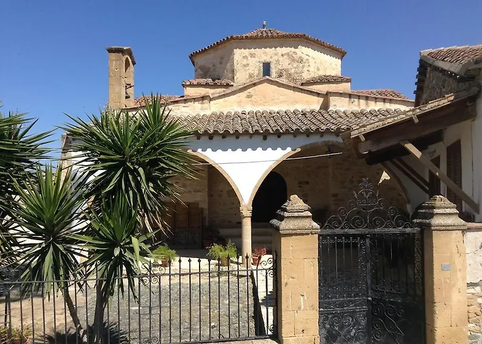 펜션 Gonia Pera Orinis